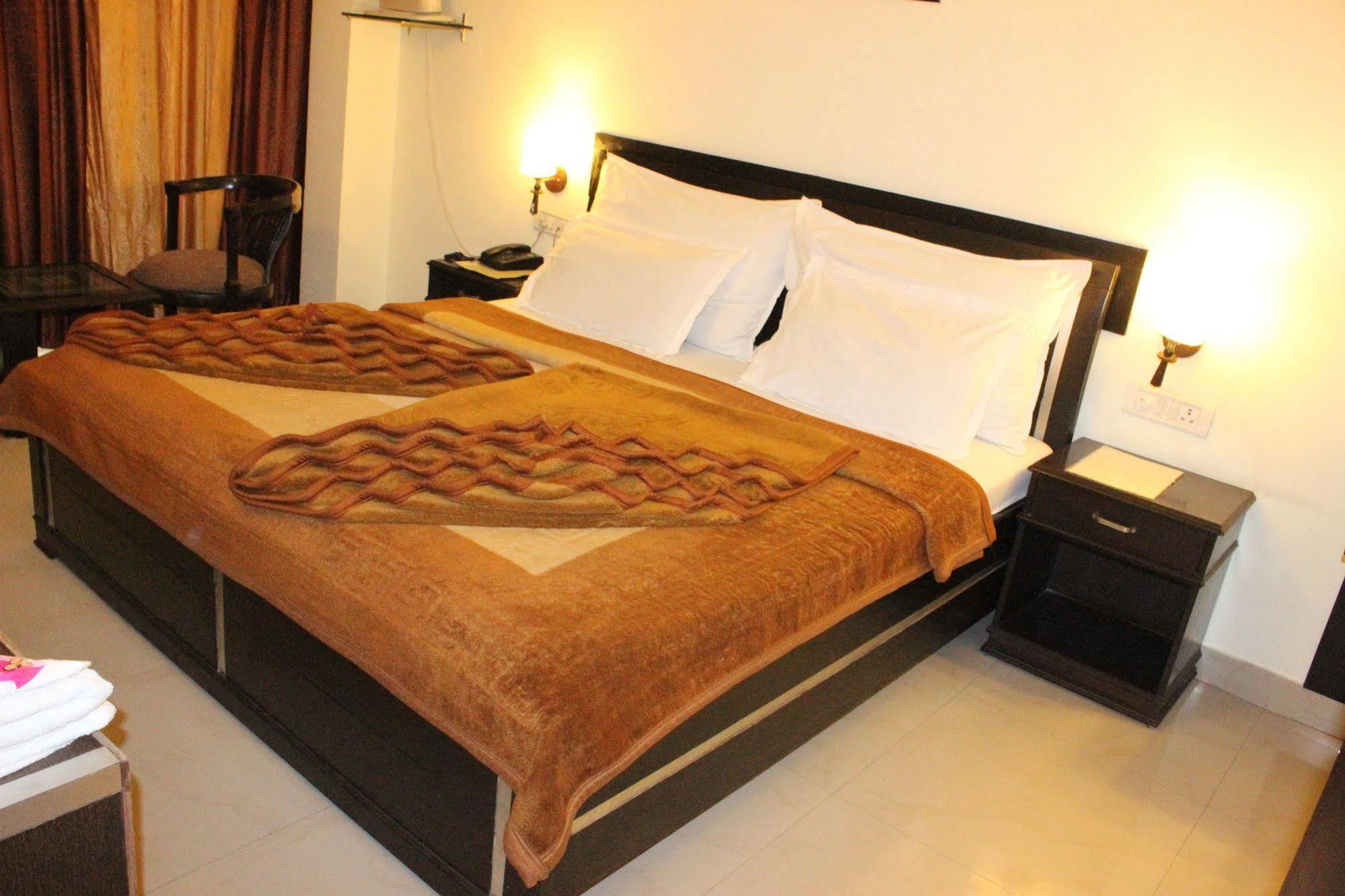 Hotel Hong Kong Inn Amritsar Exteriér fotografie